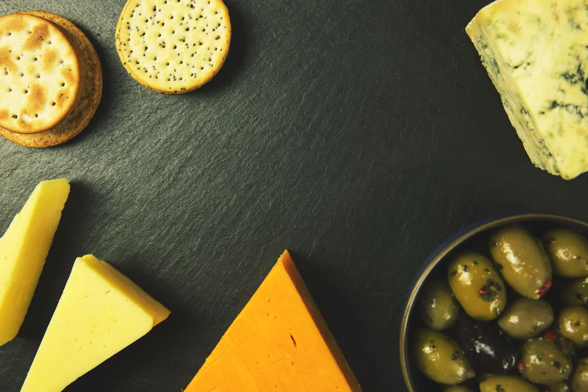 L'apéro provençal sans gluten : ce qui passe, ce qui piège